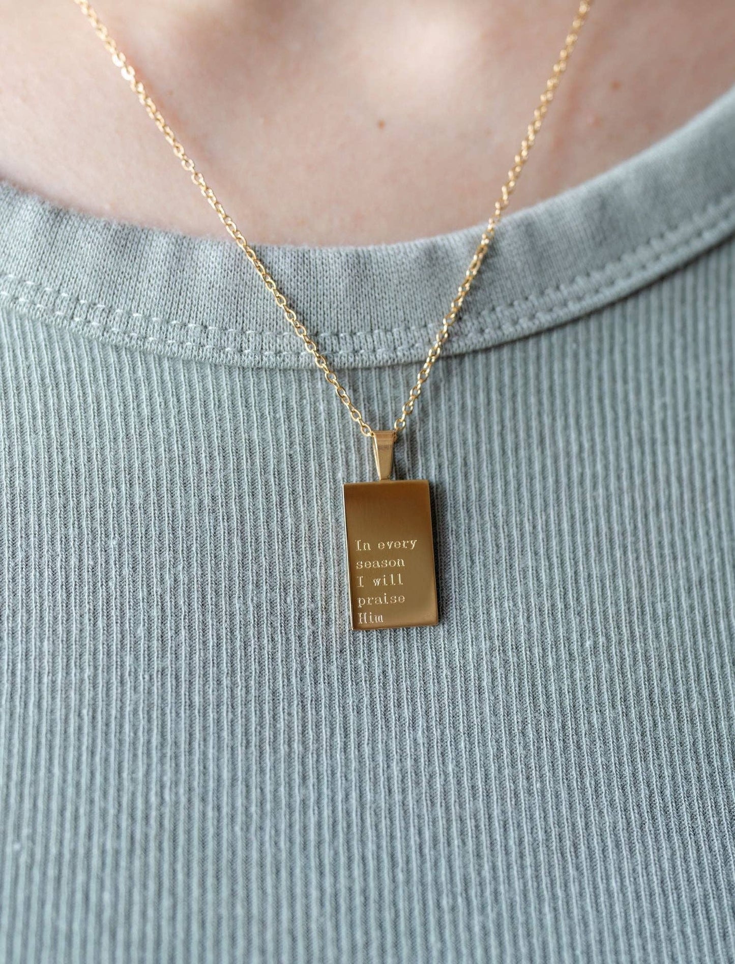 18KT GOLD IN EVERY SEASON I WILL PRAISE NECKLACE