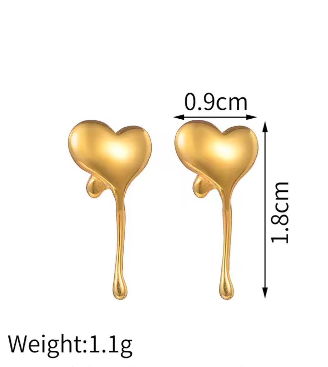 POURING LOVE 18 K Gold earrings