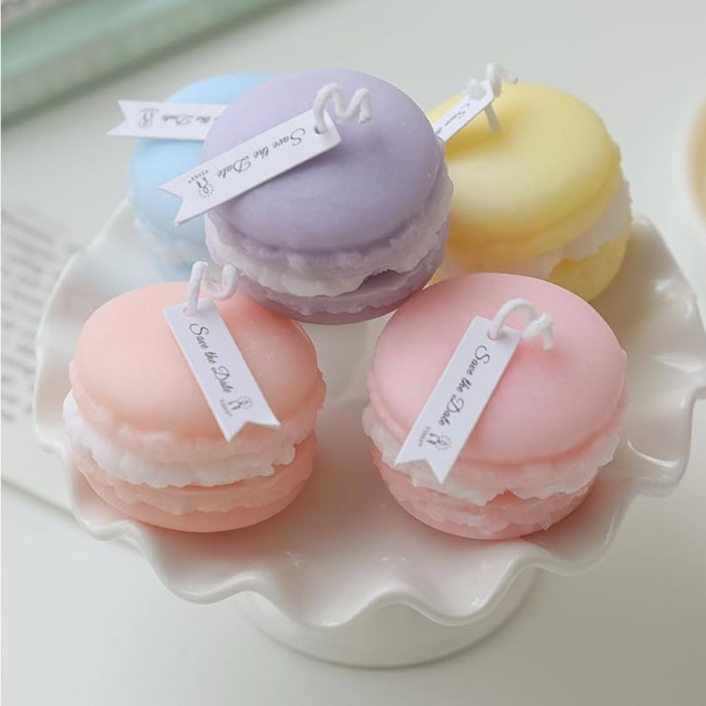 SETS OF 3 or  4 macaroon candles , beautiful colors and scents 🌸🌸💕💕💕